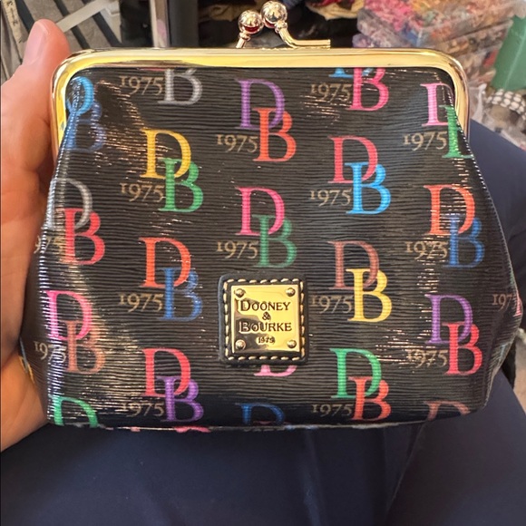 NWOT DOONEY & BOURKE MULTI COLOR LOGO KISS LOCK COIN PURSE LARGE - Picture 2 of 8
